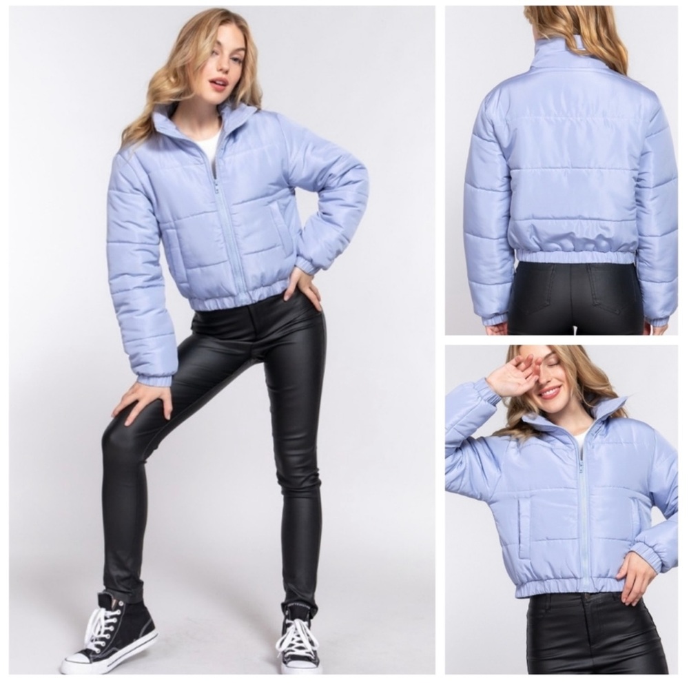 Light periwinkle blue zip up Crop Puffer Jacket Medium - Picture 1 of 8